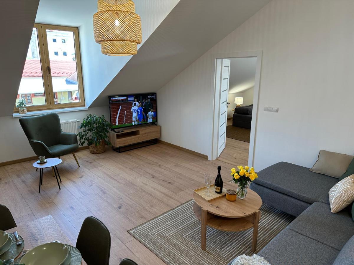 Green Apartment - City Centre - Main Square Liptovský Mikuláš Esterno foto